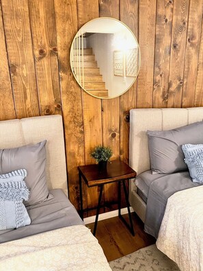 2 bedrooms, WiFi, bed sheets - Charming 2-bedroom house in Lake Arrowhead (Lake Arrowhead)