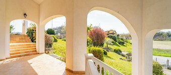 Tenuta Oltrevento - Three Bedroom Villa, Sleeps 6