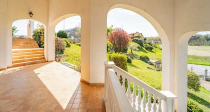 Tenuta Oltrevento - Three Bedroom Villa, Sleeps 6