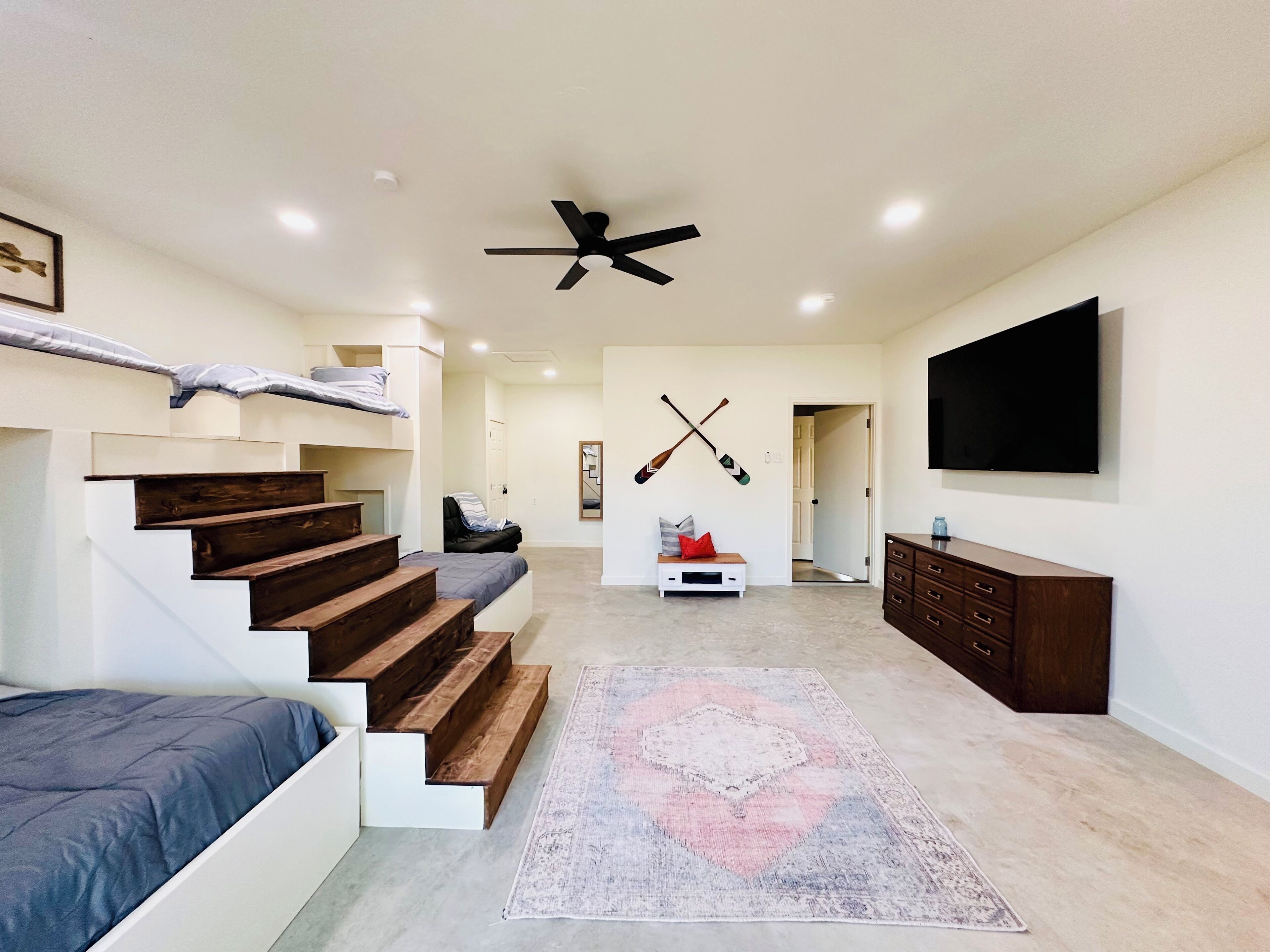 3 makuuhuonetta, ilmainen Wi-Fi, vuodevaatteet