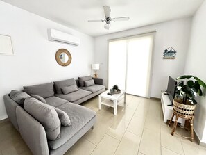 Villa | 3 bedrooms - 65 PRO - Stay Aphrodites Dream Villa (Paralimni)