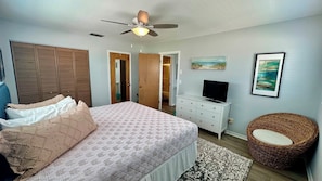 2 chambres, fer et planche à repasser, Wi-Fi gratuit, draps fournis