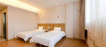Lin Luo Hotel (Shijiazhuang Time Street)