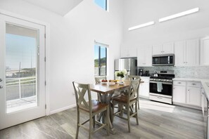 House (2 Bedrooms) | Interior - Oceanfront 2BR + Rooftop Deck, & Beach Access Strand Way B (Oceano)