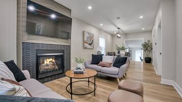 TV connectée, cheminée