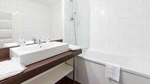 Hair dryer - Chalet Abordable au cœur du Val de Loire | Accès Piscine (CHAVEIGNES (INDRE ET LOIRE))