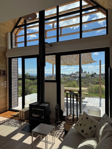 Atypical chalet in the heart of the Auvergne volcanoes