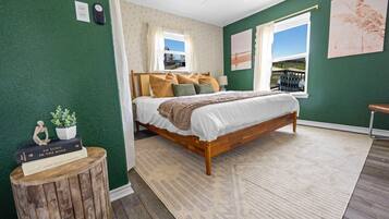 3 bedrooms, WiFi, bed sheets