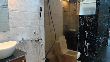 Cottage | Bathroom