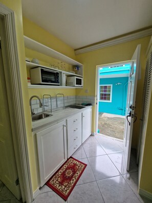 Microwave, oven, stovetop