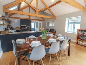 Dining - Stapleford Farm (Beaminster)