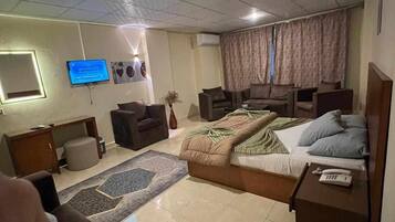 Free WiFi, bed sheets