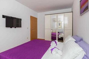 2 Schlafzimmer, Bügeleisen/Bügelbrett, kostenloses WLAN, Bettwäsche