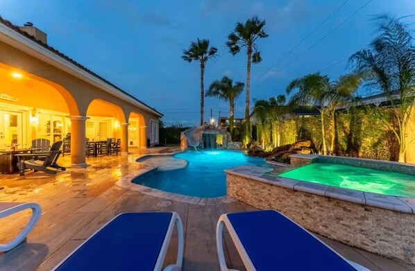 Piscine extérieure, piscine chauffée