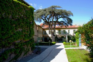 Entrada de la propiedad