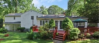 Soothing 4-bedroom house with AC in Trumbull