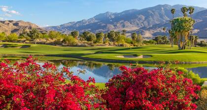 Desert Condo w/ Pool & Balcony Views