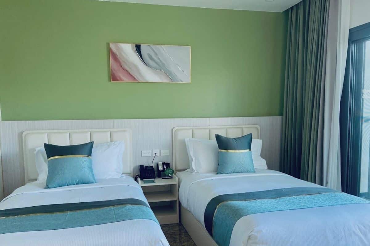 Twin Room (Garden Twin) | Minibar, in-room safe, individually decorated, individually furnished
