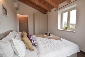3 chambres, Wi-Fi gratuit, draps fournis