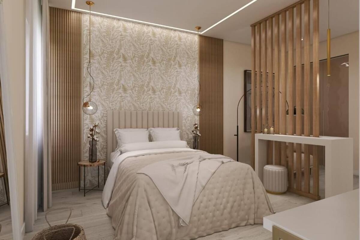 Luxury Suite, City View | In-room safe, soundproofing, WiFi (free)