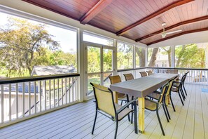 Outdoor dining - 5 Mi to Beach: Spacious Home on Hilton Head Island (Hilton Head Island)