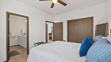 2 Schlafzimmer, Bügeleisen/Bügelbrett, kostenloses WLAN, Bettwäsche