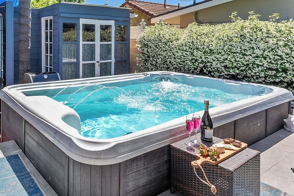 Bain à remous extérieur