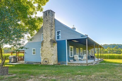 Hot Tub & Creek Views: Secluded Perryville Cabin