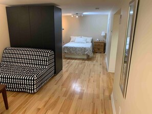 2 chambres, fer et planche Ă repasser, Wi-Fi, draps fournis