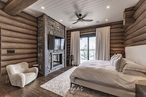 9 quartos, Wi-Fi de cortesia, roupa de cama