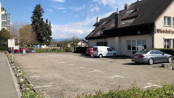 Ücretsiz valesiz otopark