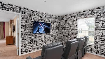 Huis, 4 slaapkamers, balkon, uitzicht op golfbaan | 4 slaapkamers, een strijkplank/strijkijzer, gratis wifi, beddengoed