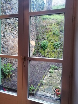 Interior - Studio for rent by the night or by the week (Montluçon)