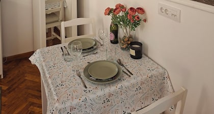 La Pastorela - Charming Retreat in Central Belgrade with Poetic, Pastoral Flair