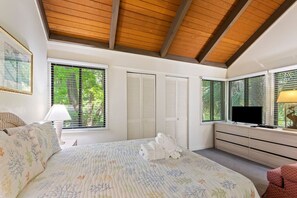 3 Schlafzimmer, Schreibtisch, Bügeleisen/Bügelbrett, kostenloses WLAN