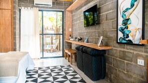 Laptop workspace, free WiFi - BoraMar (Caraguatatuba)