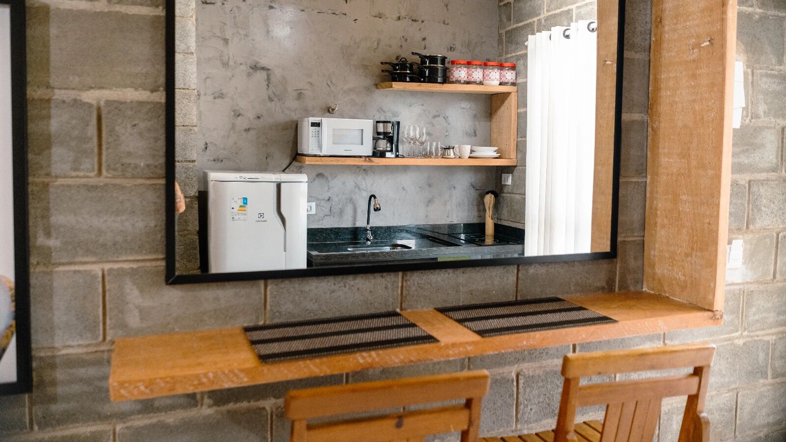 高級客房 | 私人廚房 | 雪櫃、微波爐、爐具、廚房用具/餐具/器皿