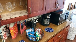 Nhà, phòng tắm riêng, quang cảnh sân vườn (Equinunk) | Bếp chung | Ghế cao cho trẻ em 