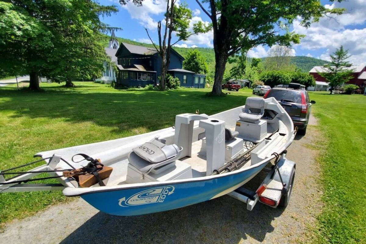 House, Private Bathroom, River View (Equinunk) | Exterior