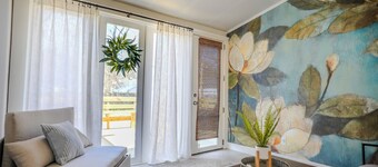 Magnolia Cottage / Cozy Stay in Central Location