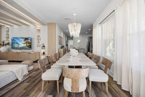 Design House, Multiple Beds, Balcony, Beachside | Dining room