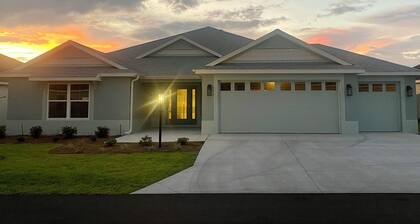 New Gorgeous Golf Front Paradise w/ Stunning Sunset Views, The Villages Eastport