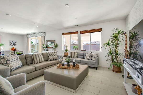 تلفزيون ذكي