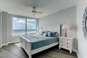 3 bedrooms, free WiFi, bed sheets, wheelchair access