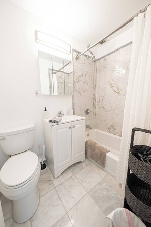 Apartment, 1 Bedroom | Bathroom - Stylish One Bedroom Apt on UES (New York)