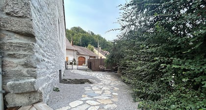 Ferme rénovée dans la région des lacs du Jura