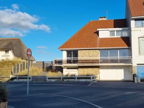 Exterior - Rent seafront villa - sleeps 6 in Hardelot-Plage (Neufchâtel-Hardelot)