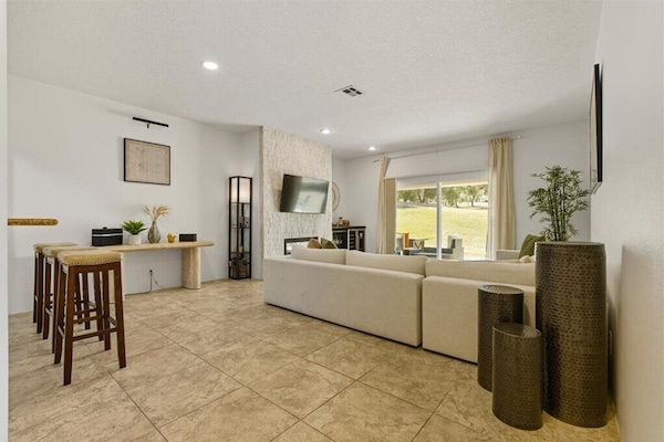 TV connectée, cheminée