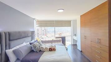 1 bedroom, iron/ironing board, WiFi