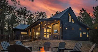 CABIN - Near BLACK MOUNTAIn